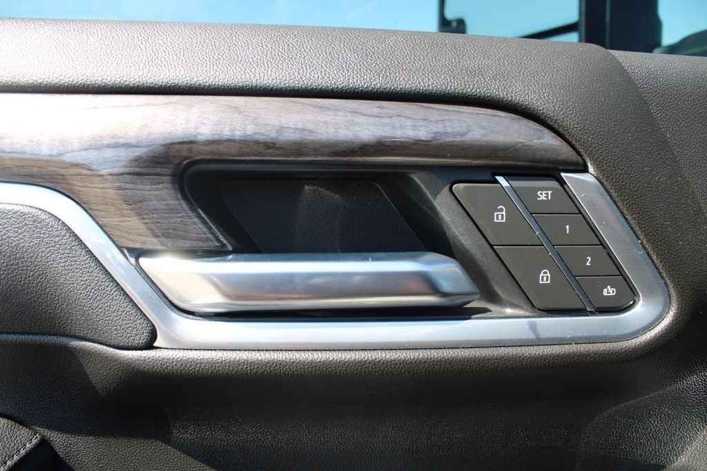 2025 Chevrolet Silverado 2500HD LTZ