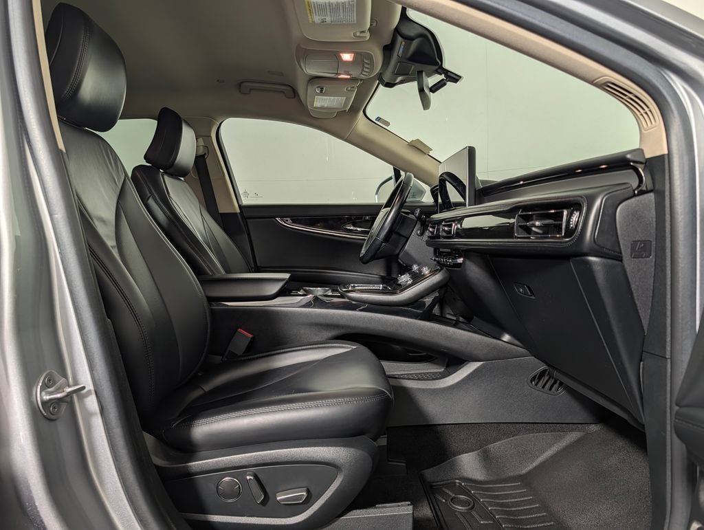 2021 Lincoln Nautilus Standard