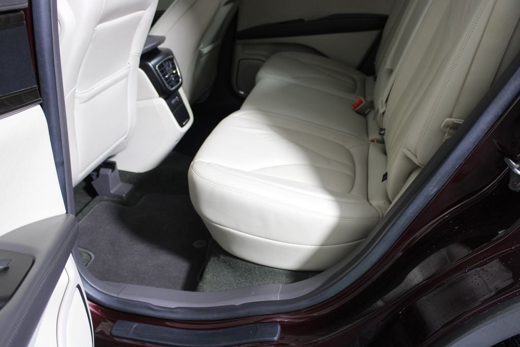 2019 Lincoln Nautilus Select