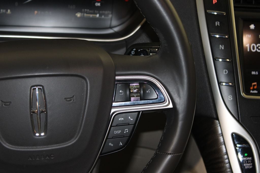 2019 Lincoln Nautilus Select