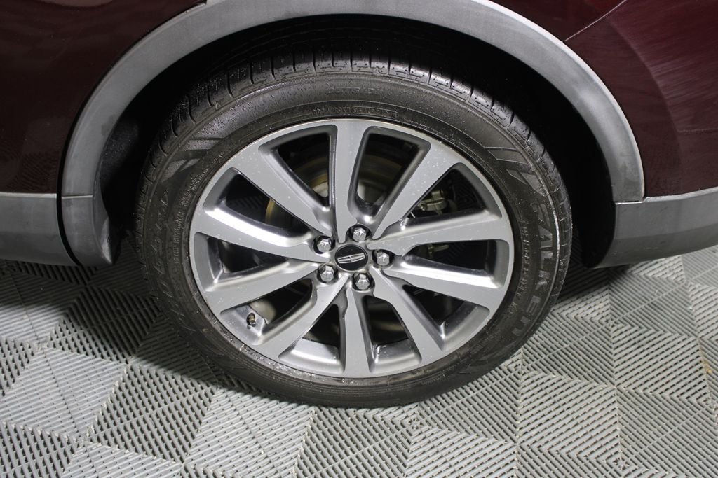 2019 Lincoln Nautilus Select