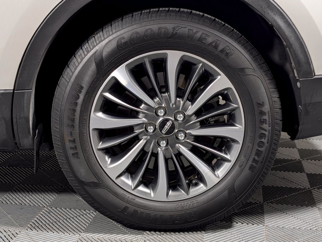 2023 Lincoln Nautilus Standard
