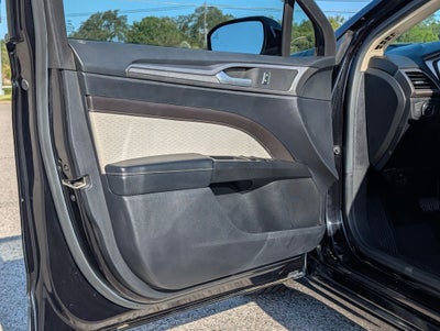 2019 Ford Fusion SE
