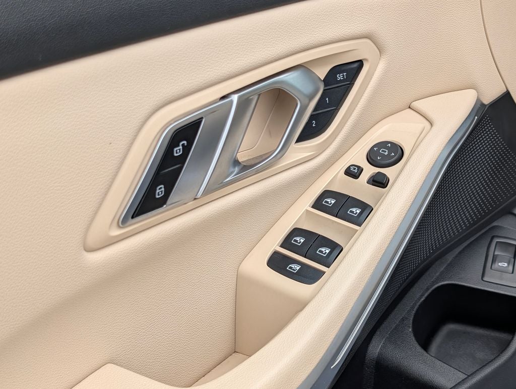 2023 BMW 3 Series 330i