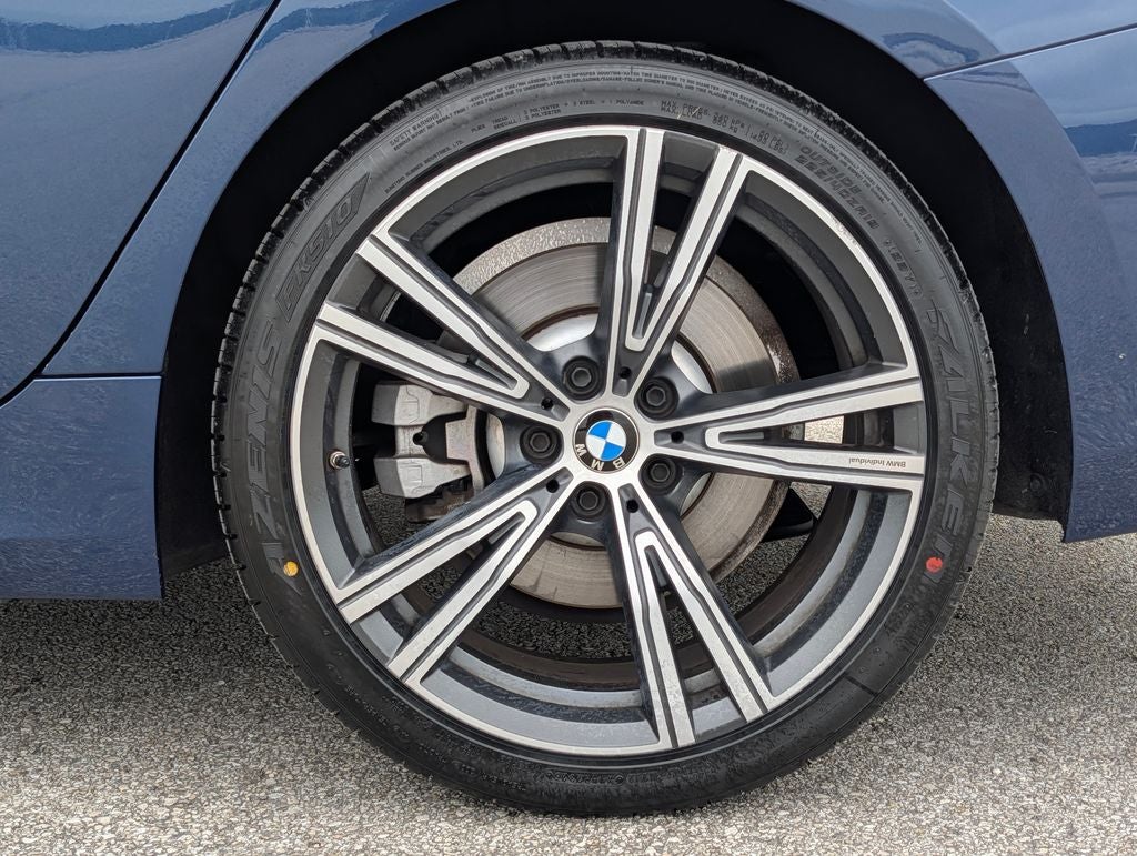 2023 BMW 3 Series 330i