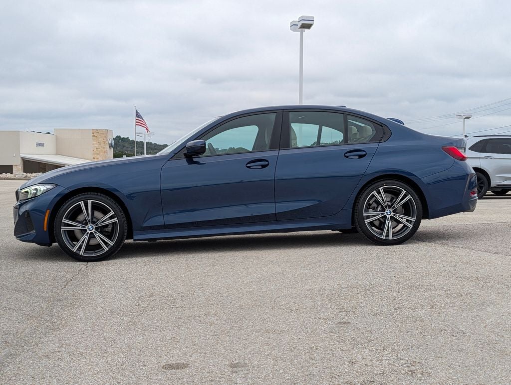 2023 BMW 3 Series 330i