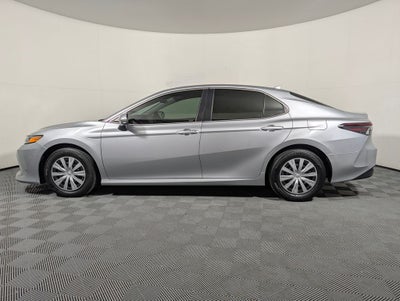 2022 Toyota Camry Hybrid LE