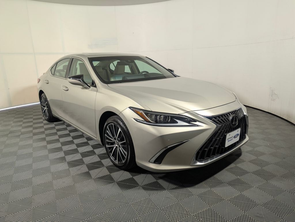 2023 Lexus ES 300h