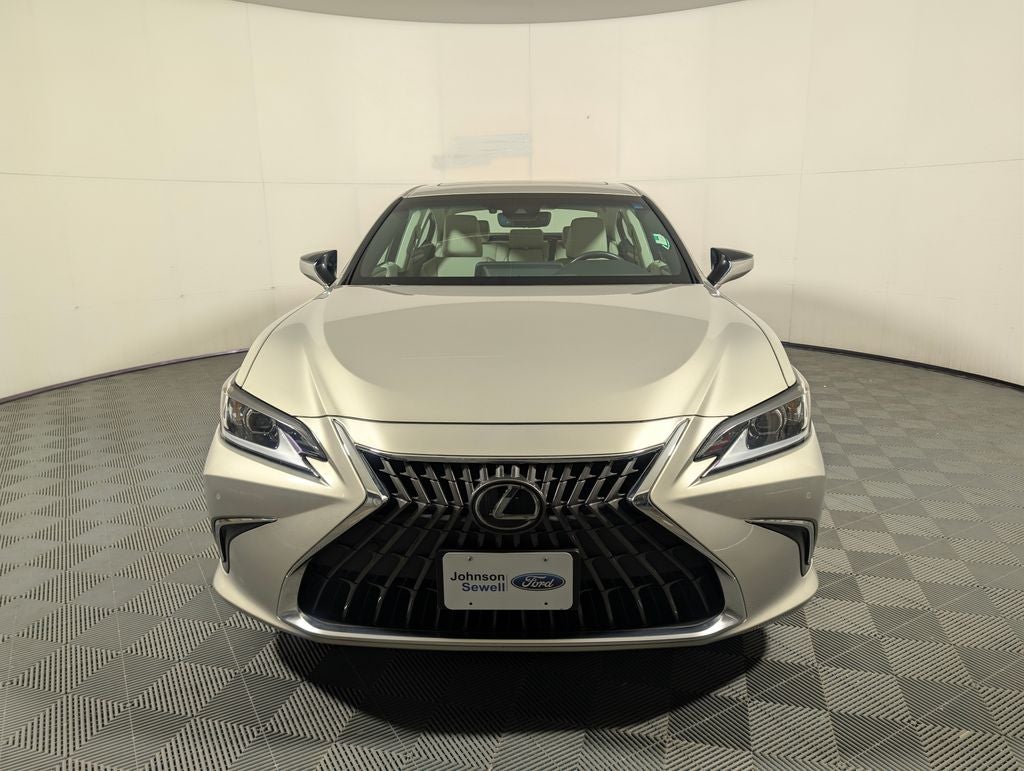 2023 Lexus ES 300h