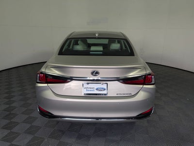 2023 Lexus ES 300h
