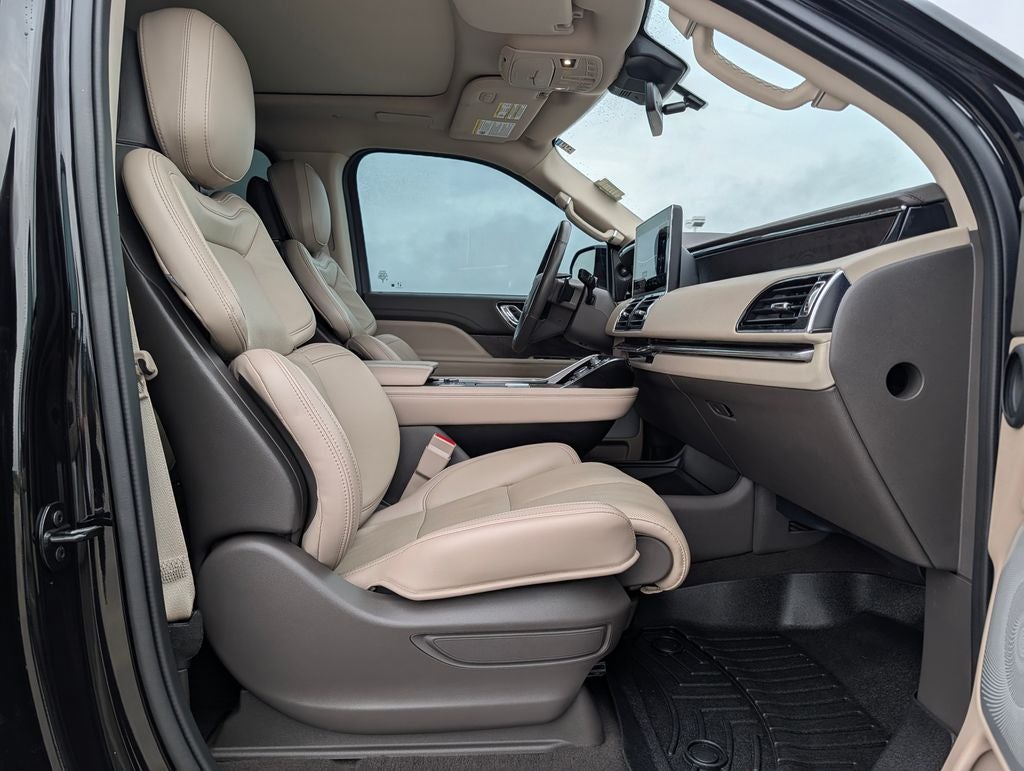 2024 Lincoln Navigator L Reserve