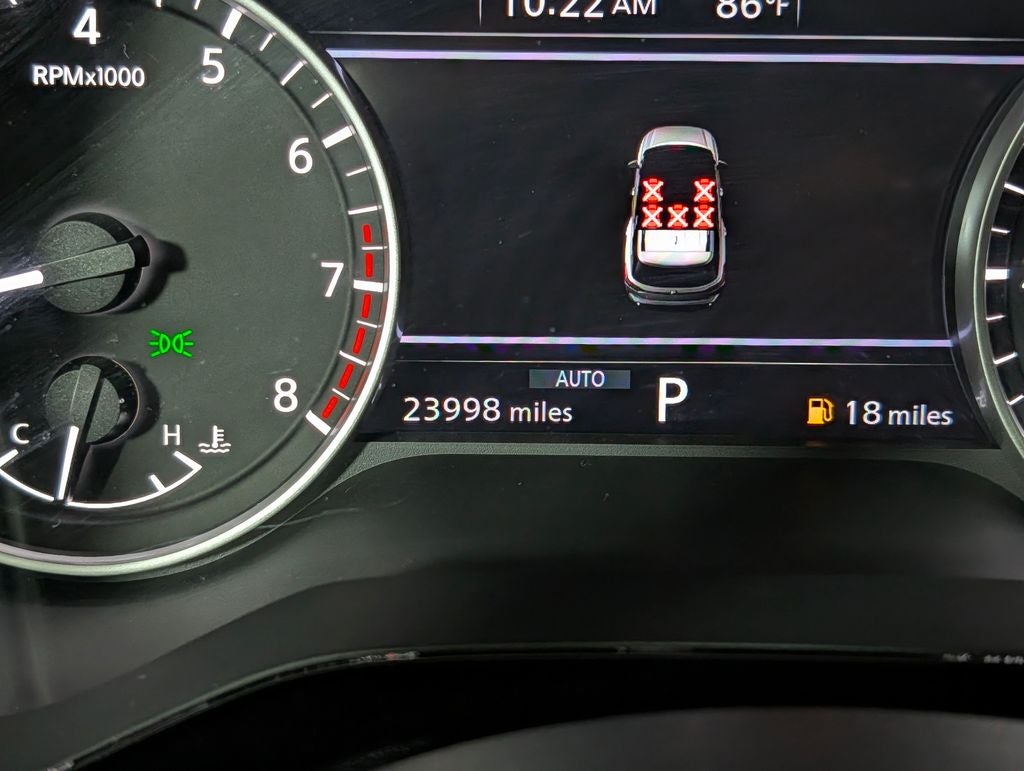 2022 Nissan Pathfinder SV