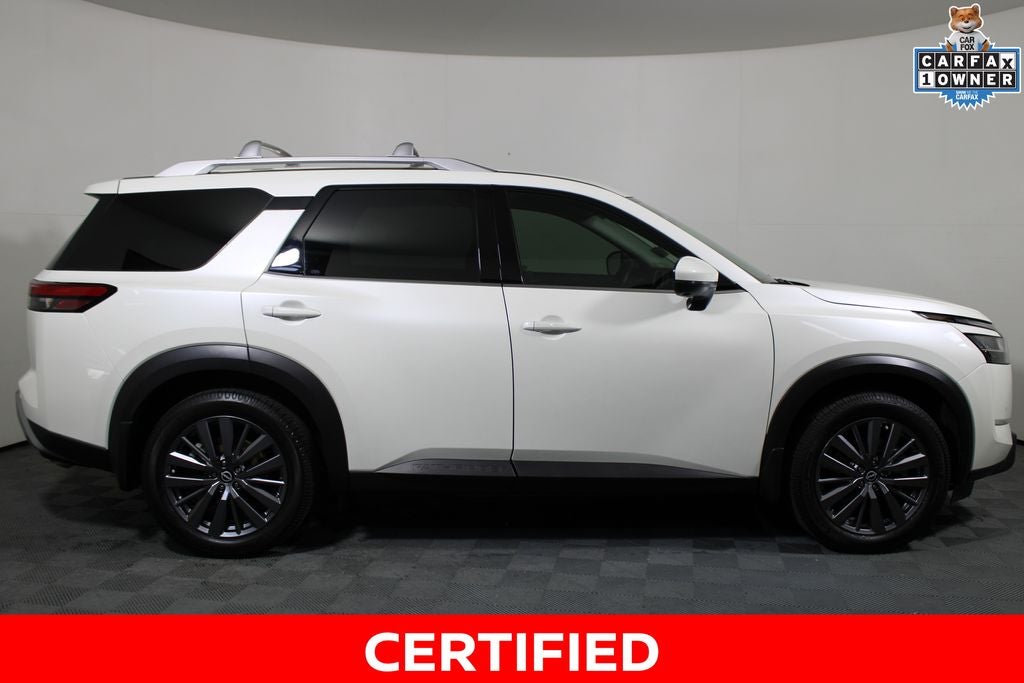 2024 Nissan Pathfinder SL