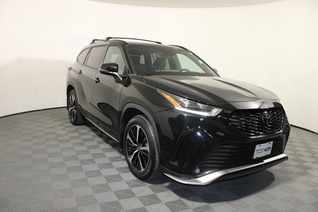 2022 Toyota Highlander XSE