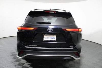 2022 Toyota Highlander XSE