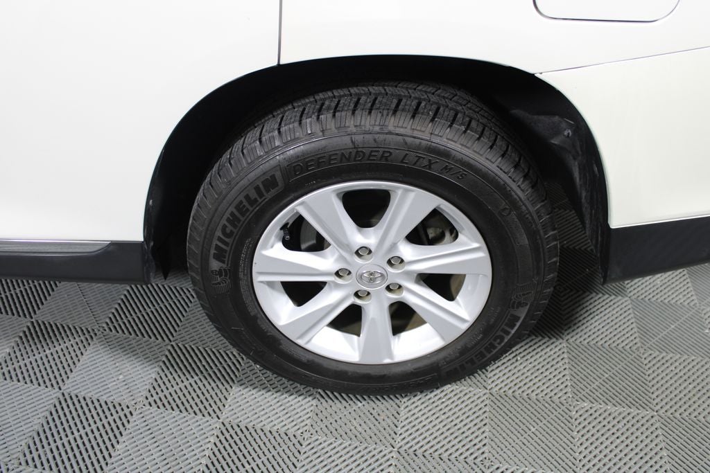 2013 Toyota Highlander Base Plus