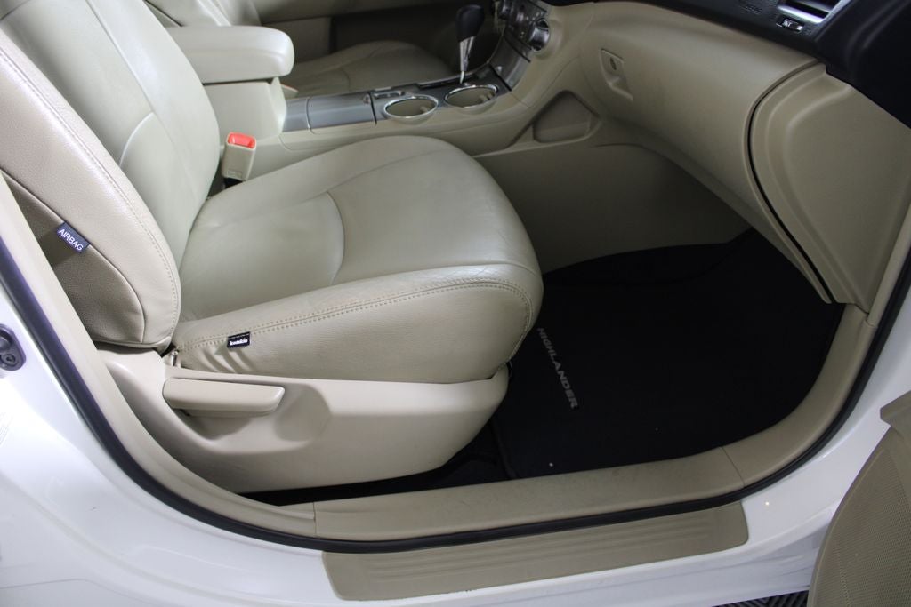 2013 Toyota Highlander Base Plus