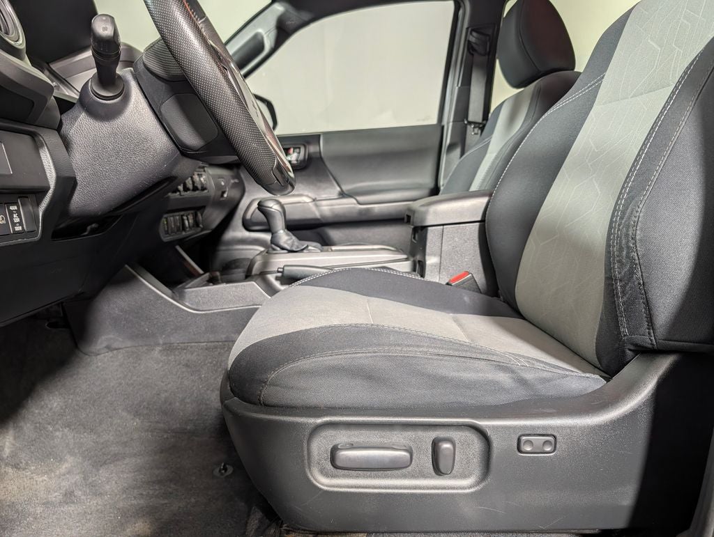 2021 Toyota Tacoma TRD Off-Road V6