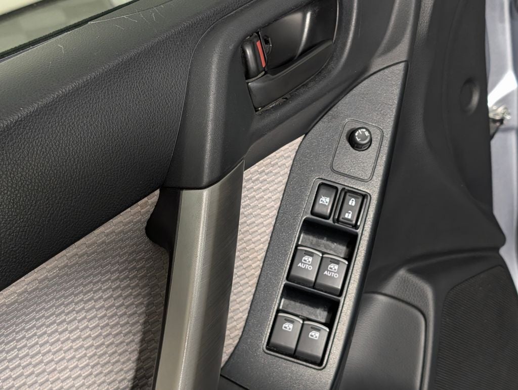 2017 Subaru Forester 2.5i