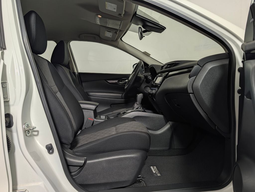 2021 Nissan Rogue Sport SV