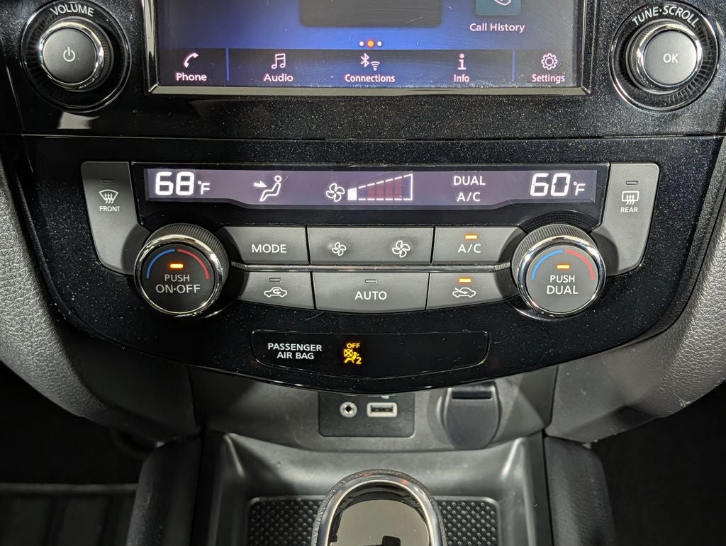 2021 Nissan Rogue Sport SV