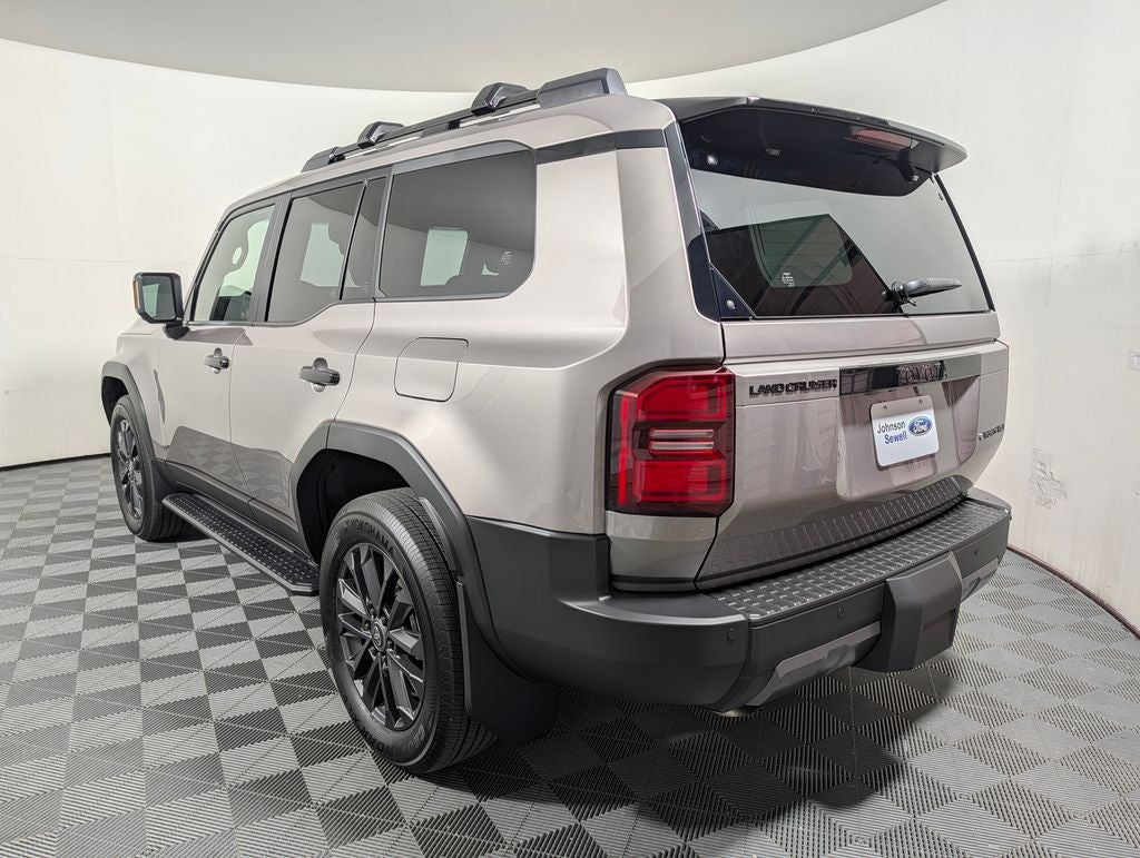2027 Toyota Land Cruiser Base