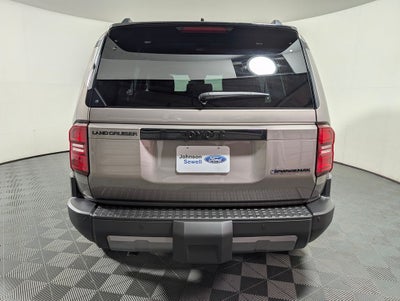 2027 Toyota Land Cruiser Base