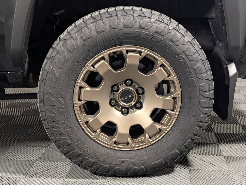 2025 Toyota 4Runner i-FORCE MAX Hybrid Trailhunter