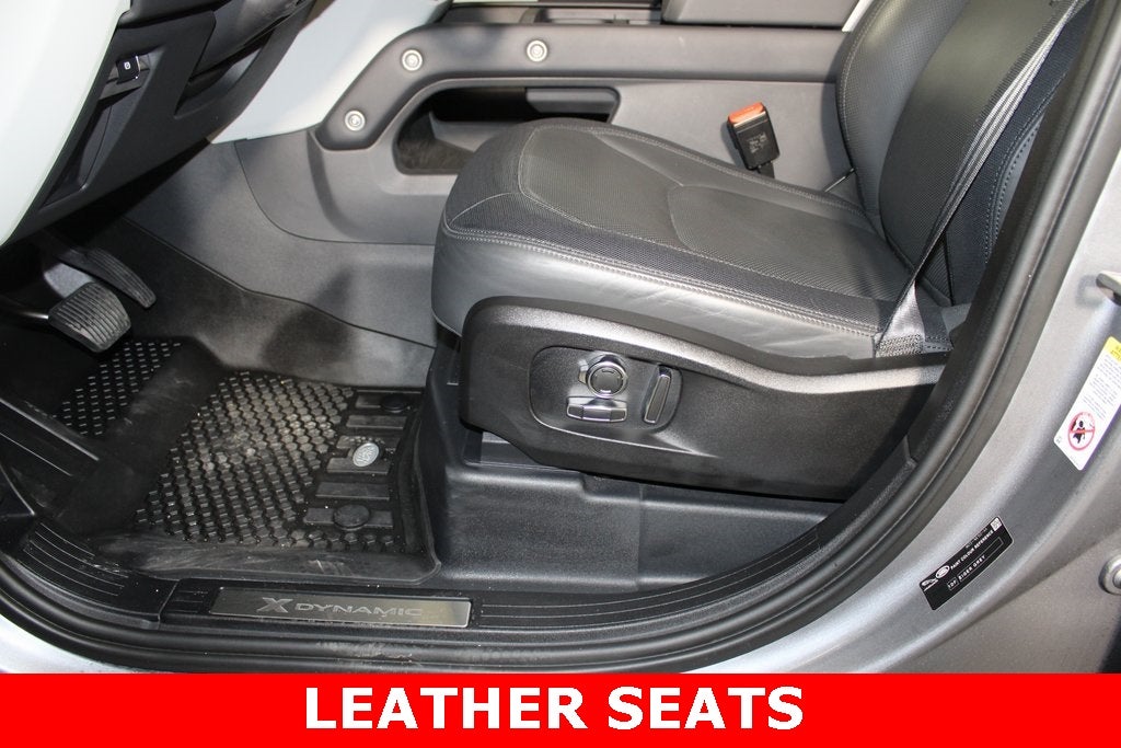 2024 Land Rover Defender 130 X-Dynamic SE
