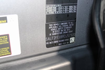 2024 Land Rover Defender 130 X-Dynamic SE