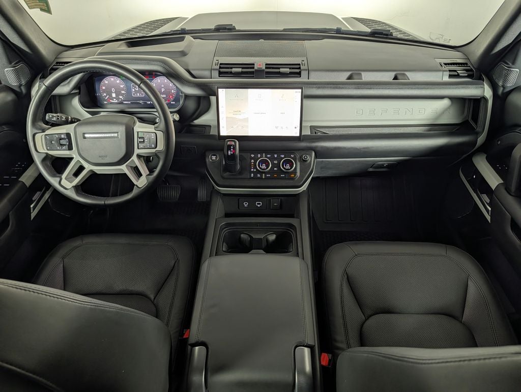 2024 Land Rover Defender 110 SE