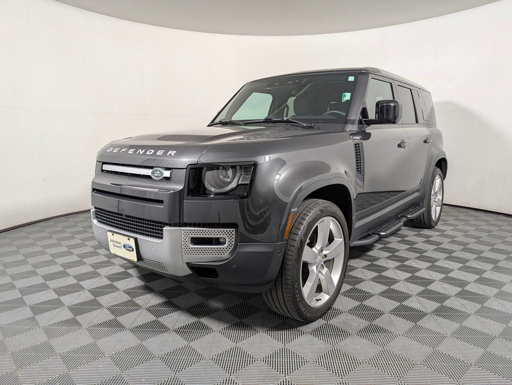 2024 Land Rover Defender 110 SE