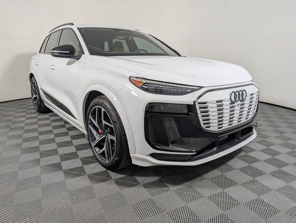 2025 Audi SQ6 e-tron Prestige quattro