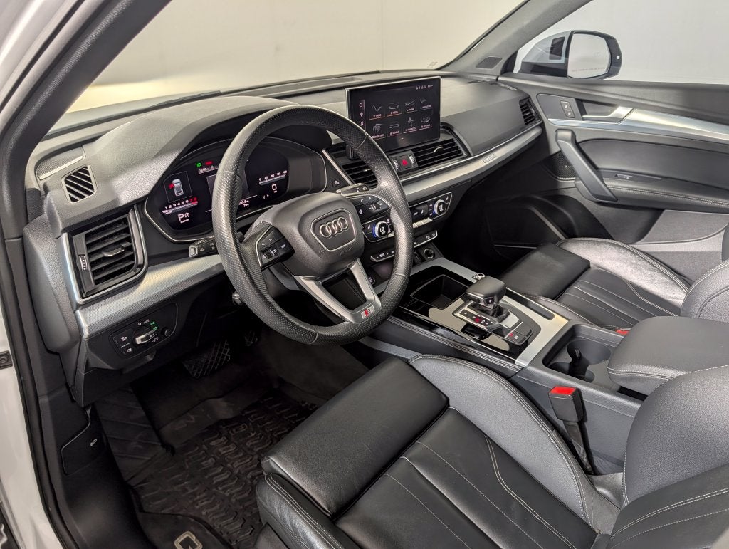 2024 Audi Q5 45 S line Premium quattro