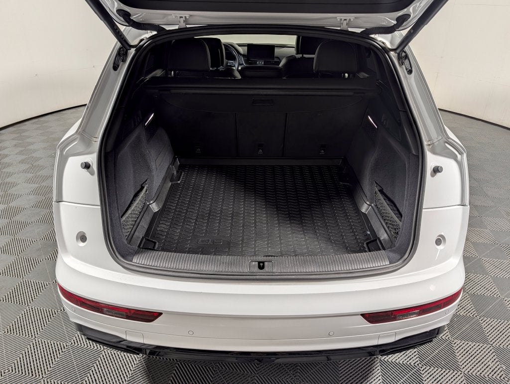 2024 Audi Q5 45 S line Premium quattro