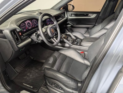 2024 Porsche Cayenne Coupe Base